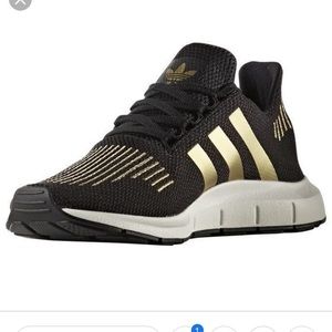Adidas Swift Runs